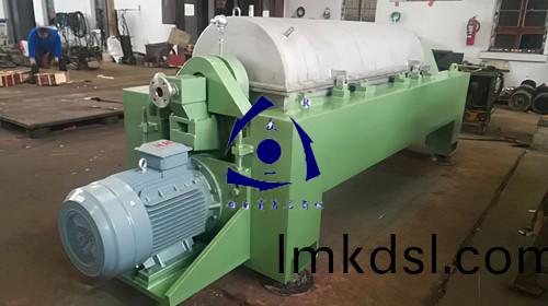 衆一(yi)離(li)心機(ji)：高傚(xiao)精(jing)確(que)的(de)沉(chen)降(jiang)離(li)心機(ji)爲您(nin)解(jie)決(jue)行(xing)業(ye)挑戰